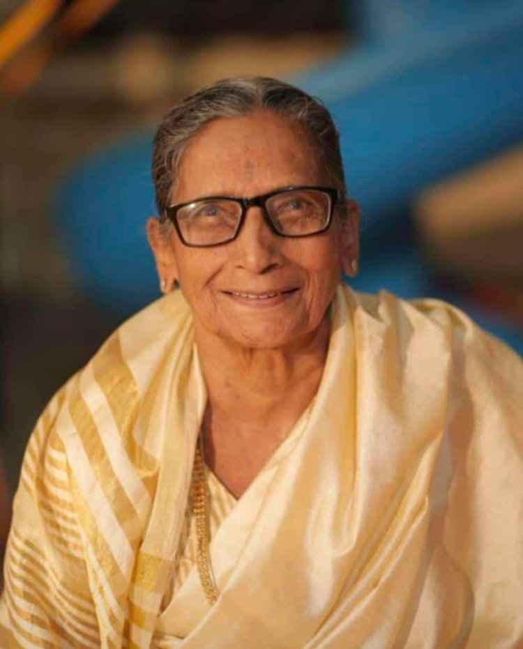 शरद इन्स्टिट्यूट ऑफ टेक्नॉलॉजीचे एक्झिक्यूटिव्ह डायरेक्टर अनिल बागणे यांना मातृशोक