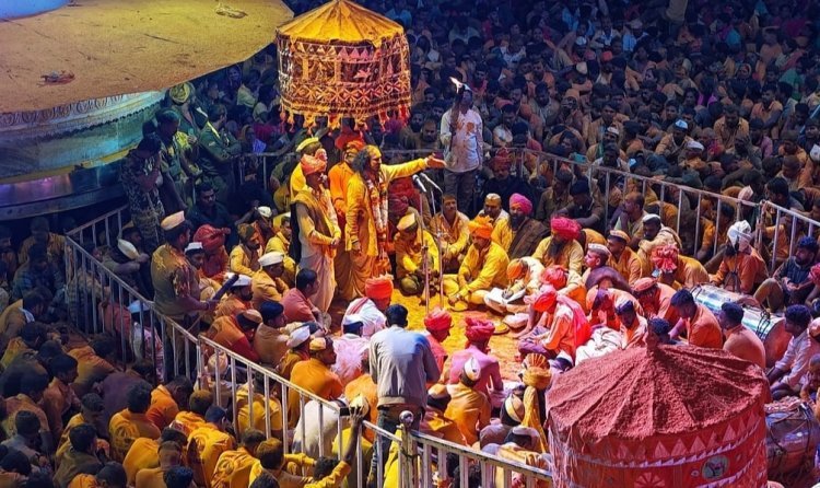 आदमापुर बाळूमामा भंडारा उत्सवात डोणे महाराजांची भाकणूक; चंद्र सूर्याची टक्कर होईल; राजकीय गोंधळ निर्माण होईल