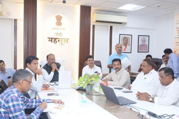 कोल्हापूर - सांगली राष्ट्रीय महामार्ग NH 166 भूसंपादन प्रक्रियेतील समस्यांबाबत मंत्रालयात बैठक संपन्न ..!