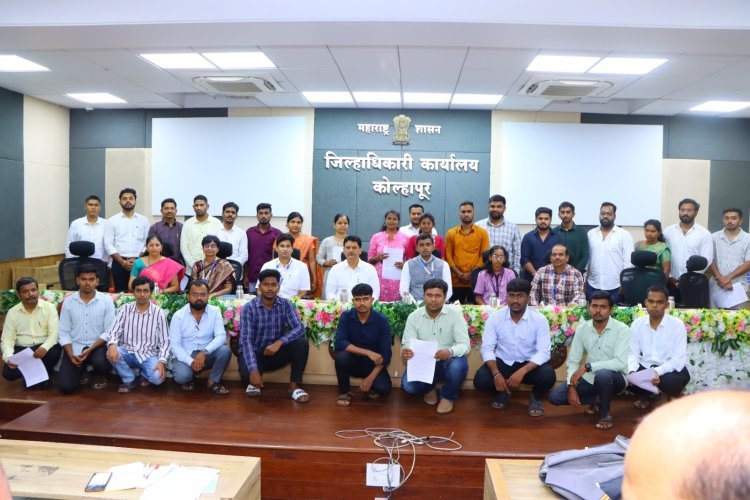 पालकमंत्री प्रकाश आबिटकर यांच्याकडून जिल्हा परिषदेचं अभिनंदन
