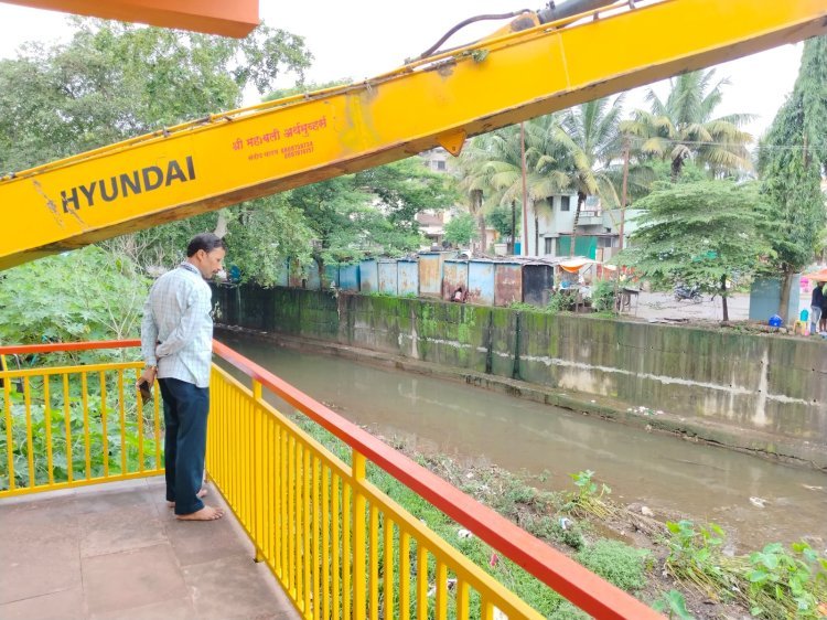 महापालिकेच्या वतीने शहरातील नाले सफाई मधून 45 हजार 500 टन गाळ उठाव