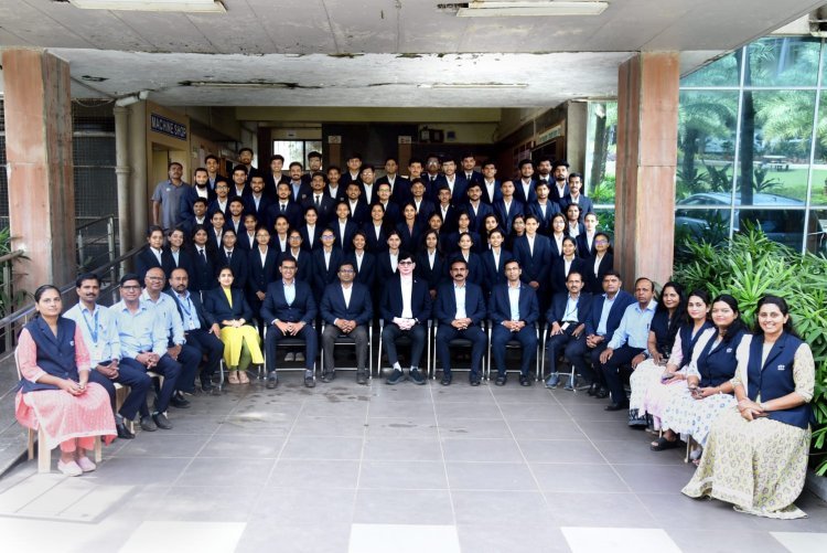 डी. वाय. पाटील अभियांत्रिकीच्या ६४ विद्यार्थ्यांची हेक्सावेअरमध्ये निवड