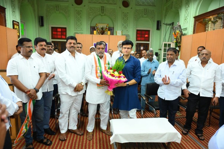 कागलच्या उज्वल भविष्यासाठी राजेंच्या जुन्या कार्यकर्त्यांनी एकत्र यावे - राजे समरजितसिंह घाटगे