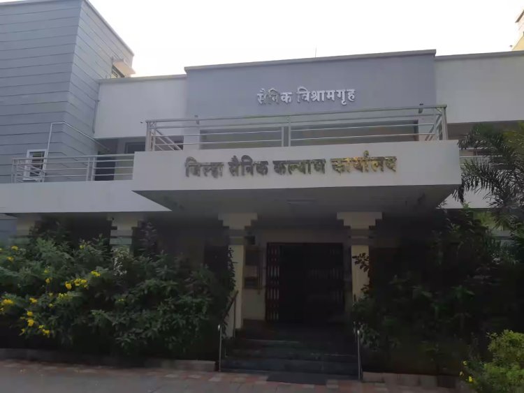 नोकरी मेळाव्यासाठी इच्छुक माजी सैनिकांनी नावे नोंदवावीत - ले. कर्नल डॉ. भिमसेन चवदार